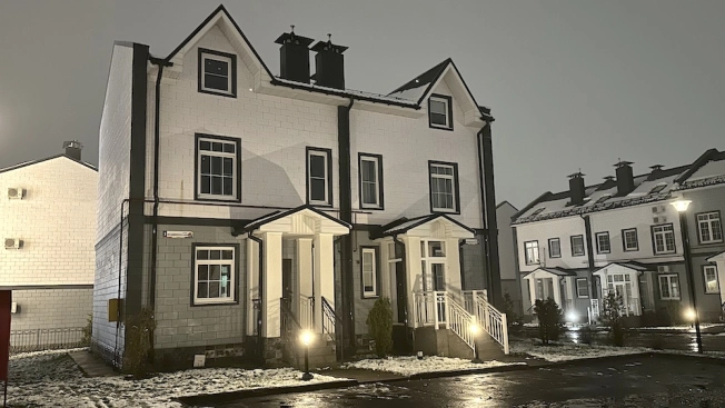 Купить трехкомнатную квартиру на улице 40 лет Октября в Лобне. Вариант № 10141819, 4, площадь -  квм, цена 17500000 рублей