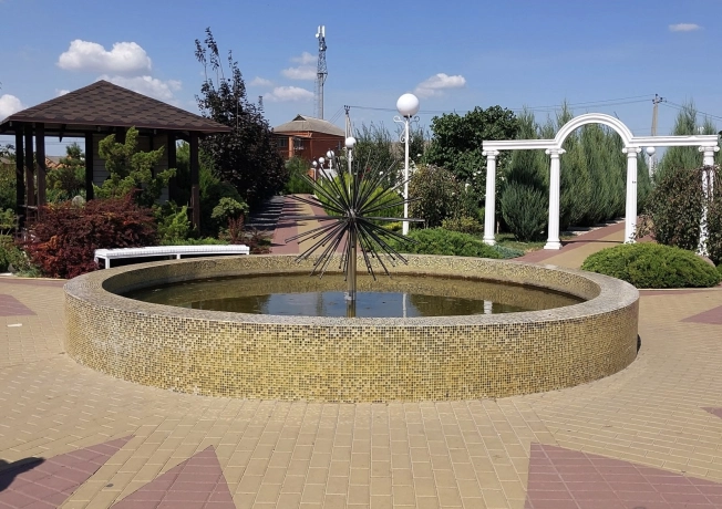 Купить дом в районе Октябрьский в Ростове-на-Дону. Вариант № 58173, 9, площадь -  квм, цена 6000000 рублей