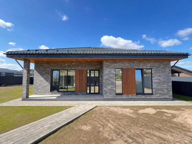 . Вариант № 8391646, 2, площадь - 129.8 квм, цена 15300000 рублей