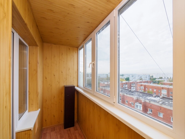 Купить однокомнатную квартиру в Омске. Вариант № 5301706, 12, площадь -  квм, цена 3600000 рублей