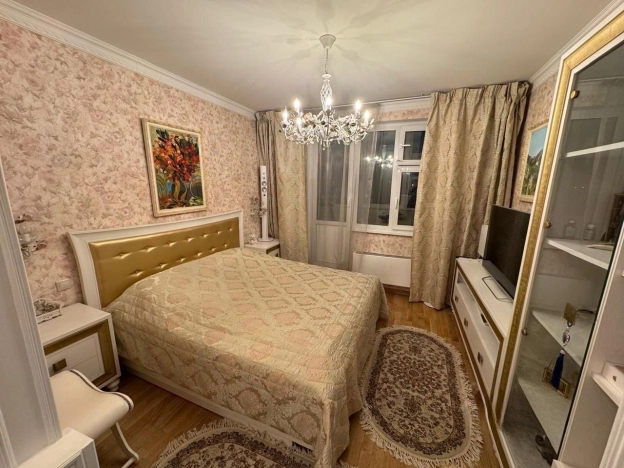 Купить квартиру в Москве. Вариант № 6066219, 1, площадь -  квм, цена 13500000 рублей