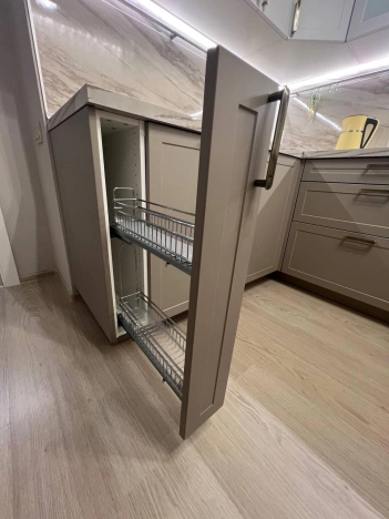 Купить квартиру в Москве. Вариант № 10128607, 7, площадь - квм, цена 13500000 рублей