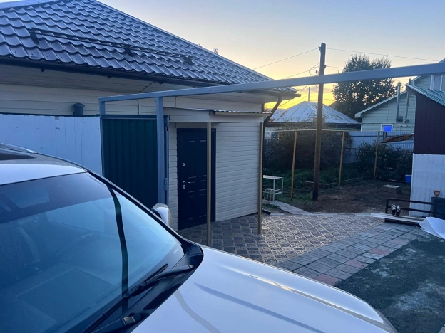 Купить дом в районе Калининский в Новосибирске. Вариант № 3350390, 2, площадь -  квм, цена 5550000 рублей