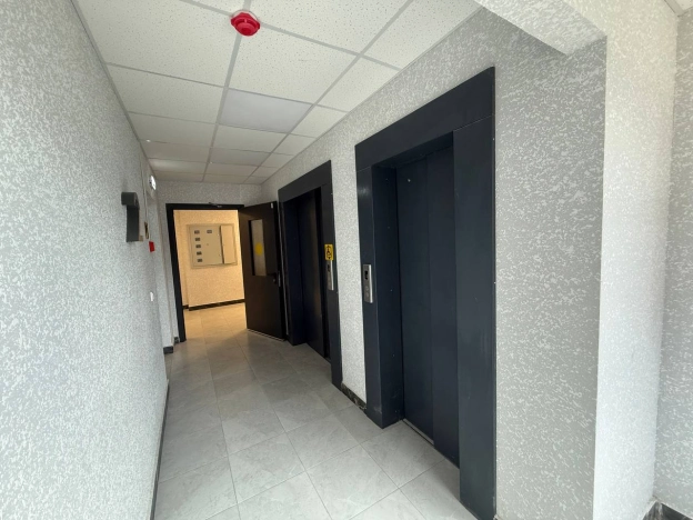 Купить однокомнатную квартиру в Новороссийске. Вариант № 6917355, 15, площадь -  квм, цена 5700000 рублей