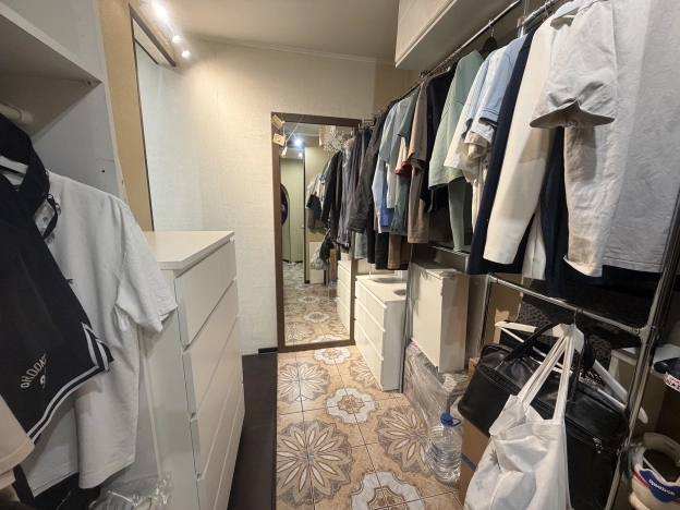 Купить квартиру на вторичке на улице Строительный проезд в Москве. Вариант № 10773667, 1, площадь -  квм, цена 12000000 рублей