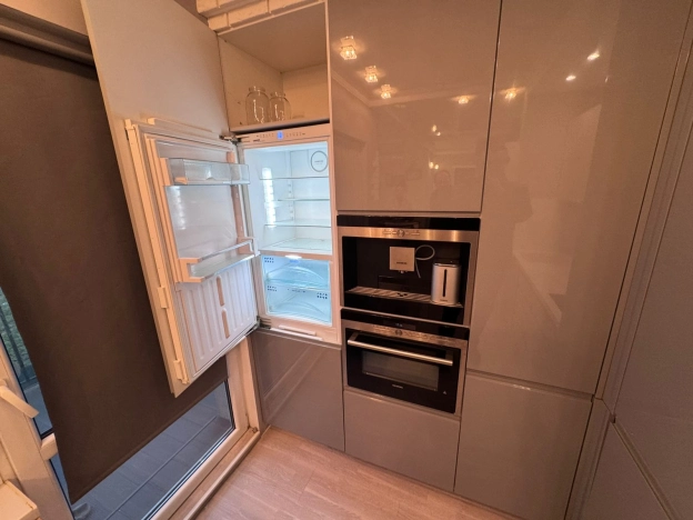 Купить квартиру на улице Красносельская в Калининграде. Вариант № 8182384, 10, площадь -  квм, цена 14500000 рублей