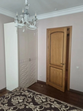 Купить квартиру в Москве. Вариант № 2177121, 5, площадь - квм, цена 85000000.0000 рублей