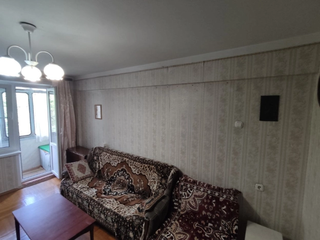 Купить двухкомнатную квартиру на улице Ярославская в Краснодаре. Вариант № 37656, 4, площадь -  квм, цена 3950000 рублей