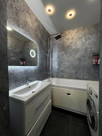 Купить квартиру на улице Зейская в Благовещенске. Вариант № 9544515, 8, площадь -  квм, цена 14000000 рублей