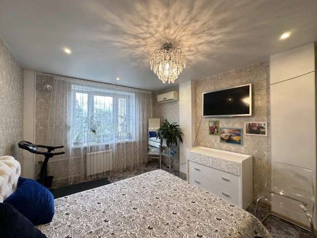 Купить однокомнатную квартиру на улице Плесецкая в Санкт-Петербурге. Вариант № 3779279, 12, площадь -  квм, цена 13000000 рублей