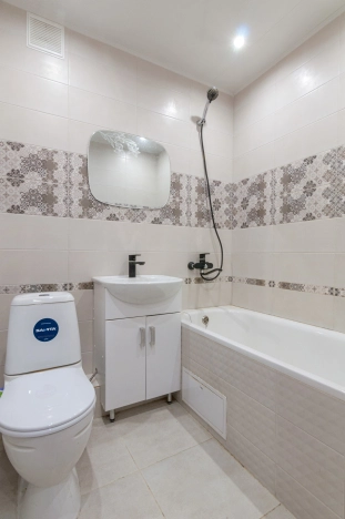 Купить однокомнатную квартиру в Микрорайоне 5-й в Вологде. Вариант № 40332, 10, площадь -  квм, цена 3800000 рублей