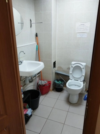 Купить коммерческую недвижимость свободного назначения у метро Бульвар Дмитрия Донского в Москве. Вариант № 9770892, 3, площадь -  квм, цена 4700000 рублей