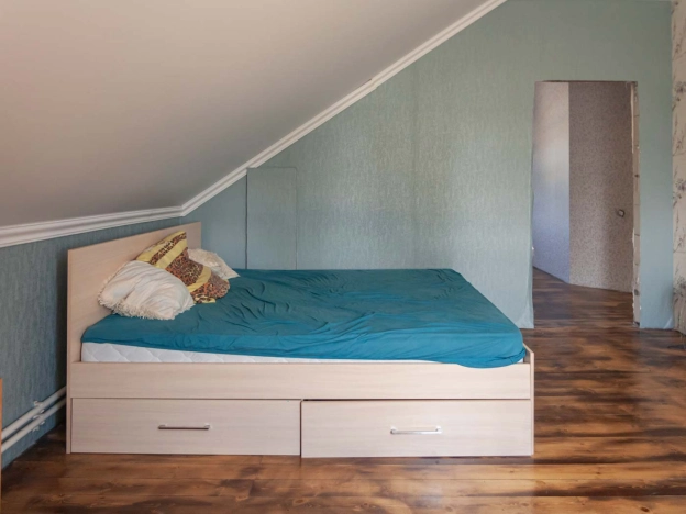 Купить дом в районе Калининский в Новосибирске. Вариант № 54247, 23, площадь -  квм, цена 8650000 рублей