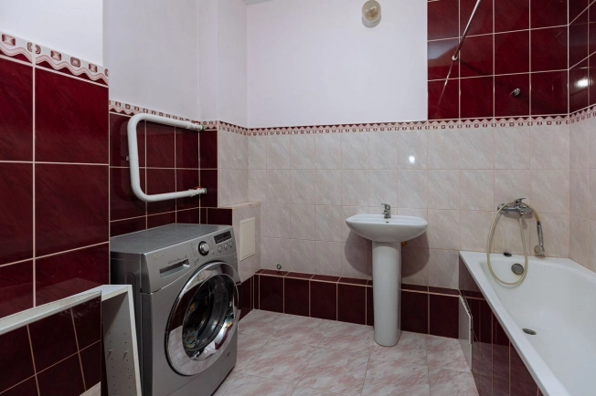 Купить двухкомнатную квартиру в Калининграде. Вариант № 9707623, 16, площадь -  квм, цена 6520000 рублей