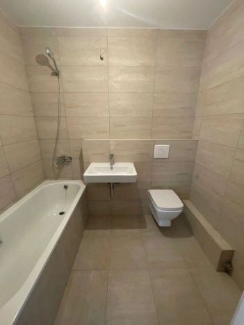 Купить квартиру в Москве. Вариант № 10427445, 4, площадь -  квм, цена 13300000 рублей