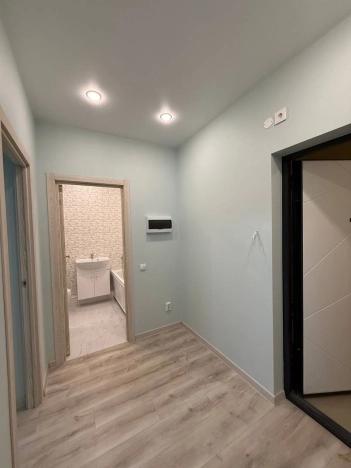 Купить однокомнатную квартиру в Волгограде. Вариант № 9450423, 12, площадь -  квм, цена 5550000 рублей