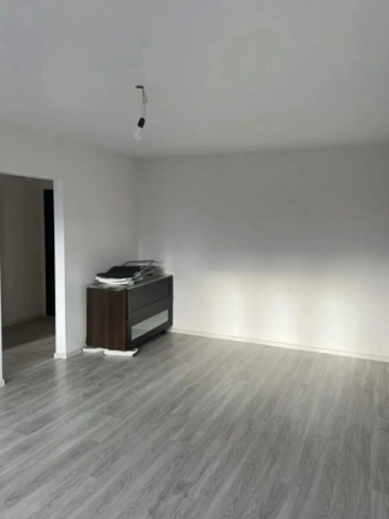 Купить квартиру в Смоленске. Вариант № 10250609, 6, площадь -  квм, цена 3680000 рублей