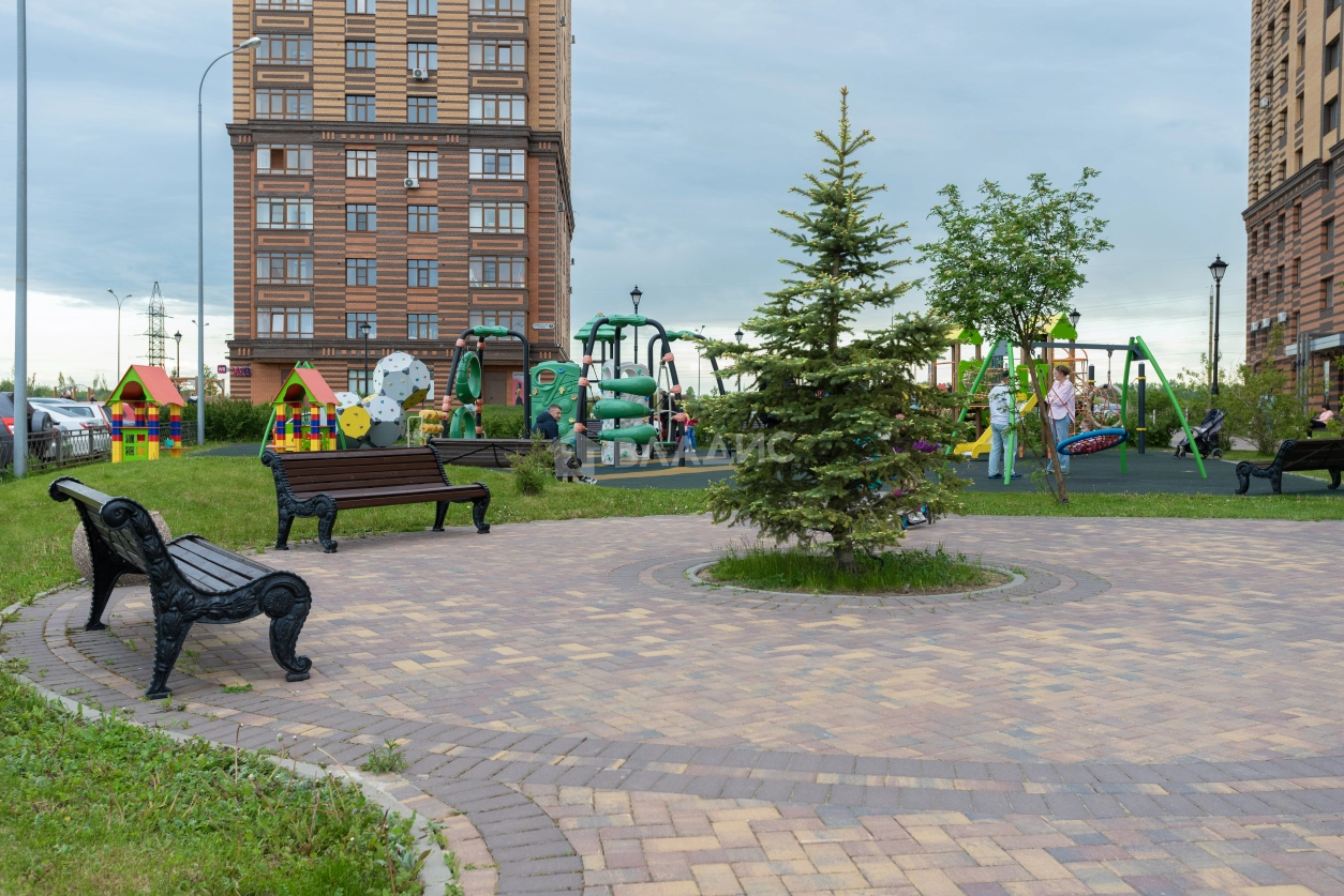 Photo https://36000382-a1c2-4a8a-a109-3fc3bfc73cf7.selcdn.net/App/Entity/ObjectRealty/ObjectRealty/OS/f5fc2073-af14-4ec1-bb40-2c1d751ce282/YREQCo5eAJGPfonWII7otJRkqGJe4FMeYZRaEKPX.jpg.compressed.webp