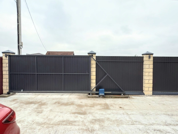 Купить дом в Москве. Вариант № 10699380, 12, площадь - квм, цена 25000000 рублей