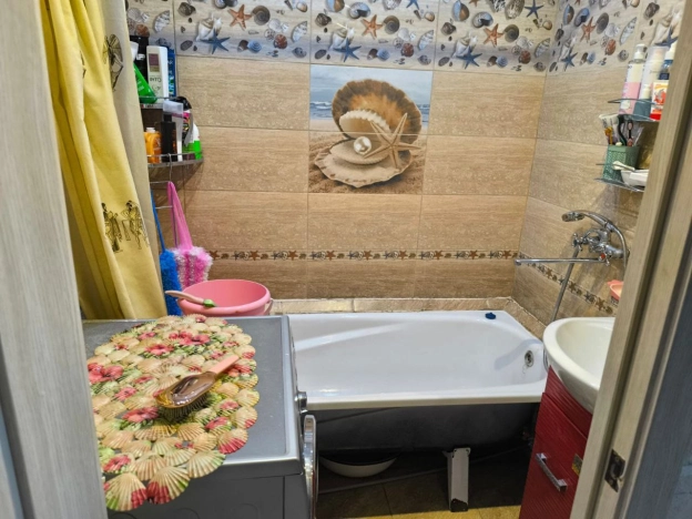 Купить трехкомнатную квартиру в Микрорайоне Менделеевский, Гусь-Хрустальный в Гусь-Хрустальном. Вариант № 6739634, 10, площадь - квм, цена 6170000 рублей