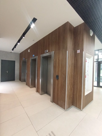 Купить двухкомнатную квартиру на вторичке у метро Фонвизинская в Москве. Вариант № 10447406, 19, площадь -  квм, цена 31500000 рублей