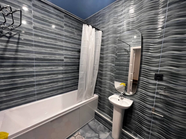 Купить однокомнатную квартиру в районе Дзержинский в Волгограде. Вариант № 6899431, 5, площадь -  квм, цена 6800000 рублей