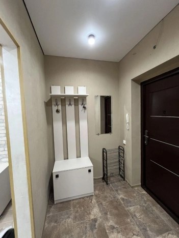 Снять квартиру в Новосибирске. Вариант № 10209097, 8, площадь -  квм, цена 40000 рублей