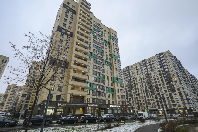 Купить квартиру в Мытищах. Вариант № 9278421, 33, площадь -  квм, цена 8500000 рублей