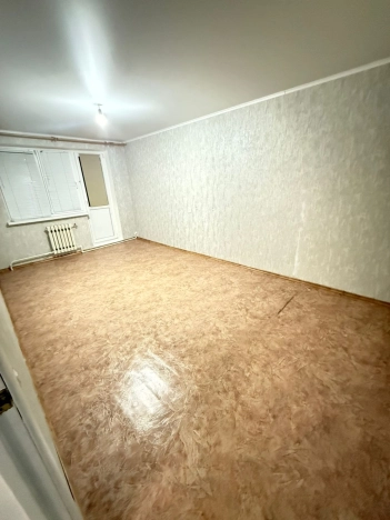 Купить двухкомнатную квартиру в Микрорайоне 4-й, Элиста в Элисте. Вариант № 6666149, 3, площадь -  квм, цена 3900000 рублей