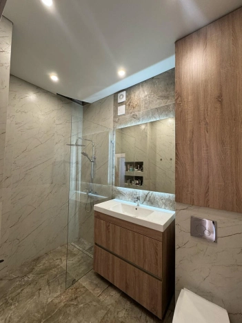 Купить трехкомнатную квартиру на улице Молодёжная в Республике Татарстан (татарстан). Вариант № 36542, 13, площадь -  квм, цена 6100000 рублей