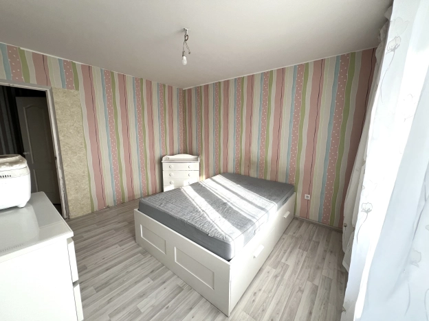 Купить двухкомнатную квартиру в Краснодаре. Вариант № 9284323, 7, площадь -  квм, цена 6200000 рублей