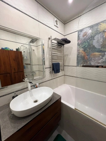 Купить квартиру в Москве. Вариант № 9878914, 3, площадь -  квм, цена 21500000 рублей