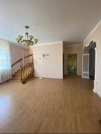 Купить дом в Элисте. Вариант № 8778564, 1, площадь -  квм, цена 10500000 рублей