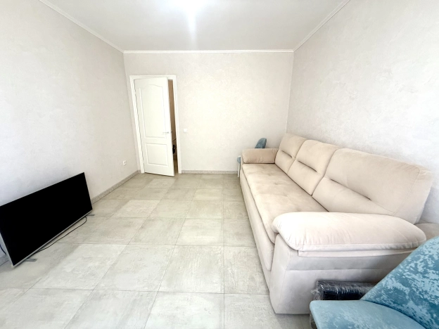 Купить однокомнатную квартиру на улице Героев-Разведчиков в Краснодаре. Вариант № 2891626, 6, площадь -  квм, цена 6900000 рублей