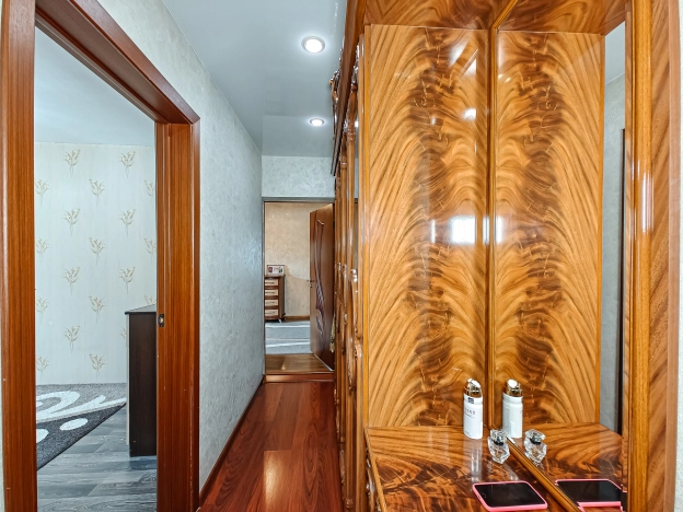 . Вариант № 49775, 11, площадь - 75.8 квм, цена 7100000 рублей