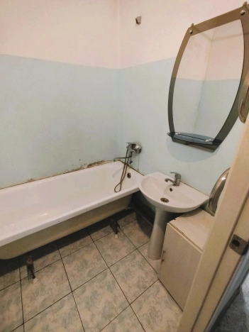 Купить однокомнатную квартиру в Новосибирской области. Вариант № 10461312, 8, площадь -  квм, цена 3500000 рублей