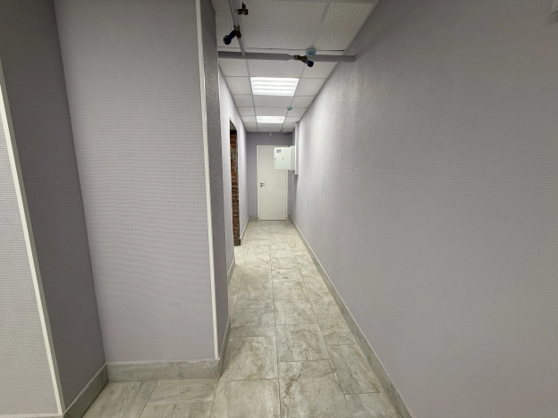 Снять коммерческую недвижимость в Владимире. Вариант № 10242699, 11, площадь -  квм, цена 70000 рублей