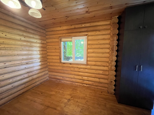 Купить земельный участок в Москве. Вариант № 2536861, 16, площадь -  квм, цена 4200000 рублей