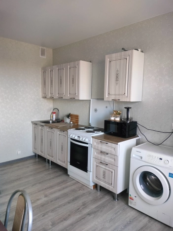 Купить однокомнатную квартиру в Калужской области. Вариант № 3868193, 6, площадь -  квм, цена 6150000 рублей