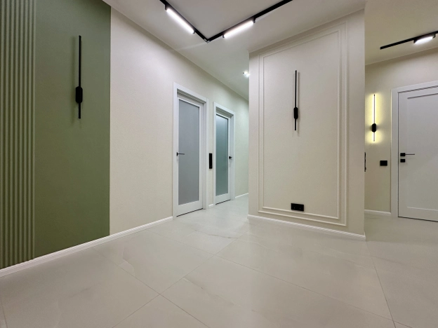 Купить двухкомнатную квартиру на улице Любучанский переулок в Москве. Вариант № 10215599, 9, площадь - квм, цена 8000000 рублей