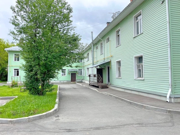 Купить четырехкомнатную квартиру в Вологде. Вариант № 55625, 12, площадь -  квм, цена 3800000 рублей