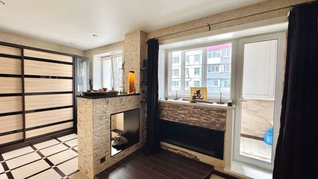 Купить квартиру на улице 2-я Железнодорожная в Южно-Сахалинске. Вариант № 40349, 1, площадь -  квм, цена 4900000 рублей