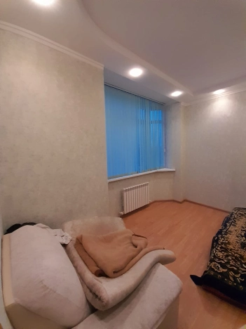 Купить однокомнатную квартиру в Микрорайоне 3-й, Элиста в Элисте. Вариант № 6408, 4, площадь -  квм, цена 5500000 рублей