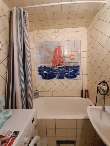 Купить трехкомнатную квартиру на улице 6-я Линия в Ростовской области. Вариант № 4884180, 19, площадь -  квм, цена 4500000 рублей