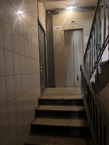 Купить квартиру в Москве. Вариант № 7714703, 9, площадь - квм, цена 12700000 рублей