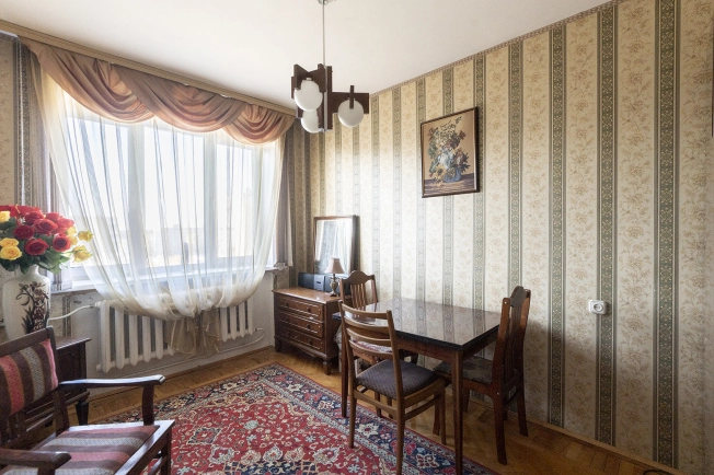 Купить трехкомнатную квартиру в Королёве. Вариант № 15726, 19, площадь - квм, цена 9400000 рублей