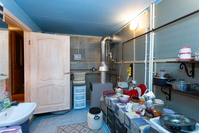 Купить дом на улице Комсомольская в Ивановской области. Вариант № 2989489, 8, площадь -  квм, цена 19000000 рублей