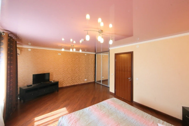 Купить готовый бизнес в Калуге. Вариант № 12128, 33, площадь - квм, цена 299000000 рублей