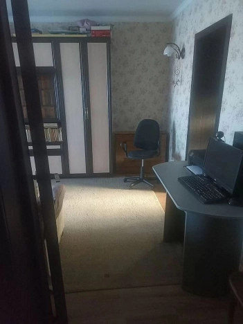 Купить трехкомнатную квартиру на улице Ильи Мухачева в Бийске. Вариант № 19292, 27, площадь -  квм, цена 6600000000 рублей