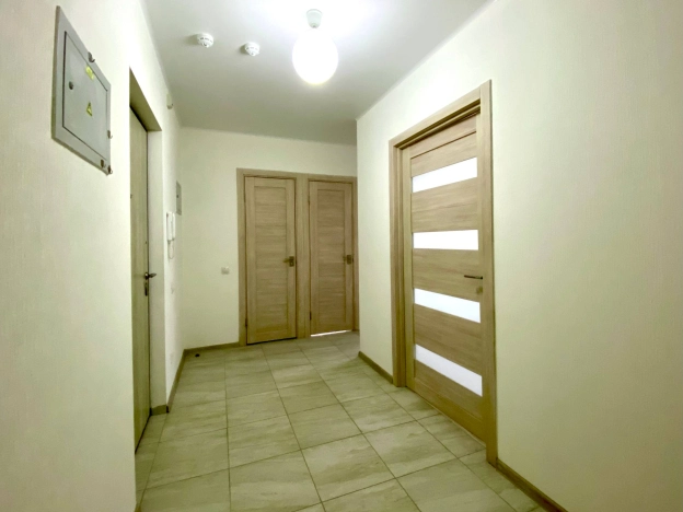 Купить квартиру в Москве. Вариант № 10439549, 17, площадь -  квм, цена 15490000 рублей